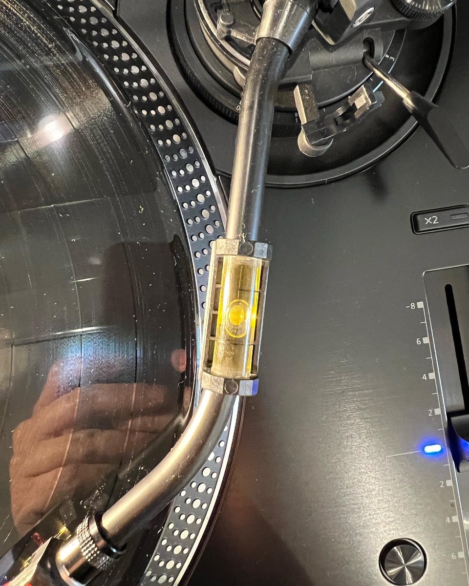 kingdragonph's tweet photo. Trying my new Ortofon Quintet Blue in my Technics SL-1210GAE @dynaudio @transparentcable @technics_global @technics_jp @pass_labs @cambridgeaudio @ortofon_dj @ortofonhifiau @ortofon_uk #audiophile #audiophiles #vinyl #vinylrecords #vinylcommunity #vinylcollector #vinyladdict https://t.co/YFl7Y94Z0C