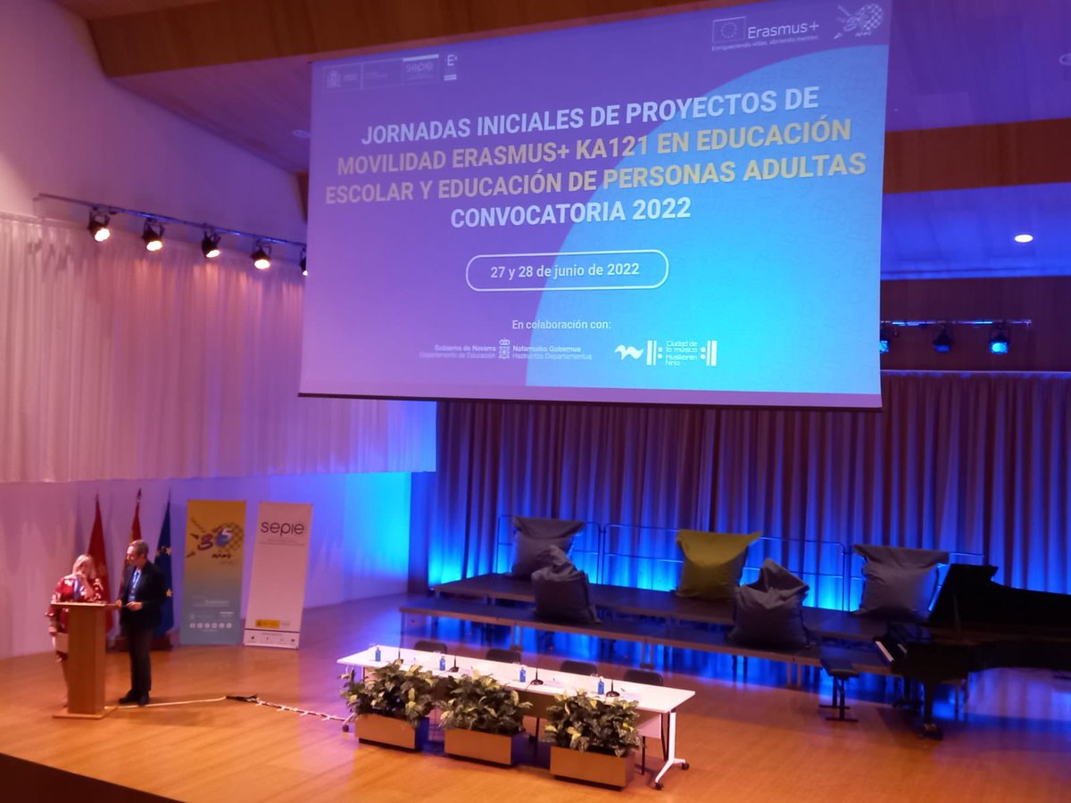 En les Jornades inicials de mobilitat Erasmus+ KA121 en Educació escolar. <a href="/sepiegob/">SEPIE</a> Ganes d’aprendre i seguint millorant en la internacionalització del nostre centre! Acreditació #ErasmusPlus