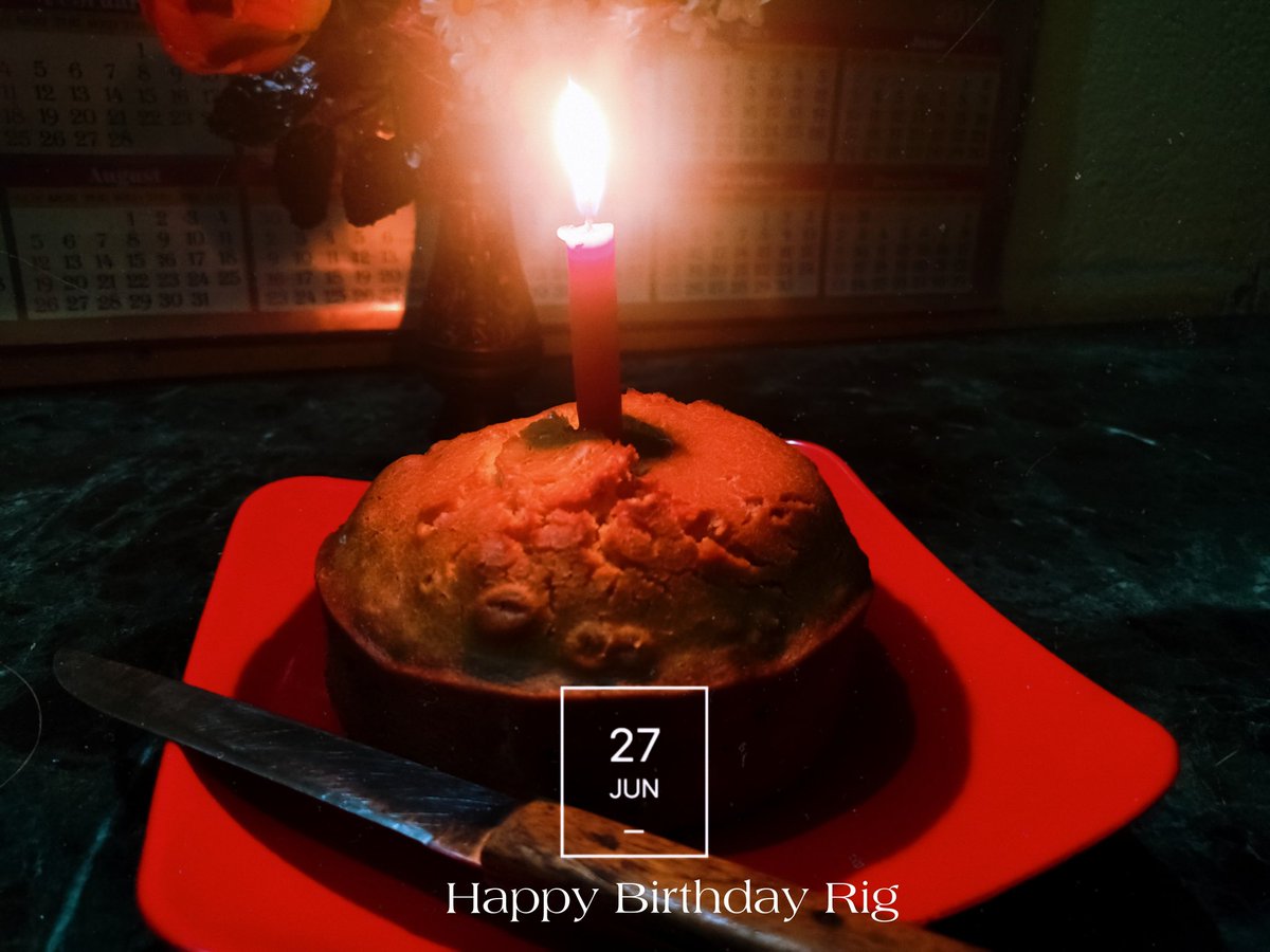 rigunique's tweet photo. প্রার্থনা করি এই বিশেই যেন সমস্ত ২০-ক্ষয় হয়। 😄✨ 
 #BirthdayPost 🍭 #27thJune ❤ #MyDay 🤍 #BirthdaySpecialOuting #JugJuggJeeyo #BirthdayCake #ThekRestaurant https://t.co/Y6xzjlSOEb