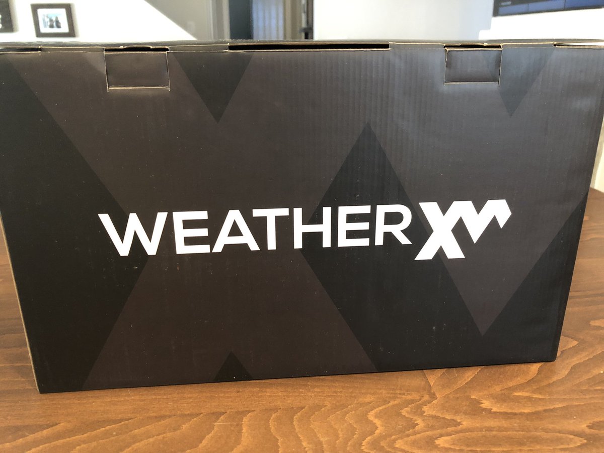 FOOTERYAN1's tweet photo. @WeatherXM brand new Weather XM miner just delivered for sale. Let me know if ur interested. Ryanfootelong@yahoo.com https://t.co/I0FQ51lDvx