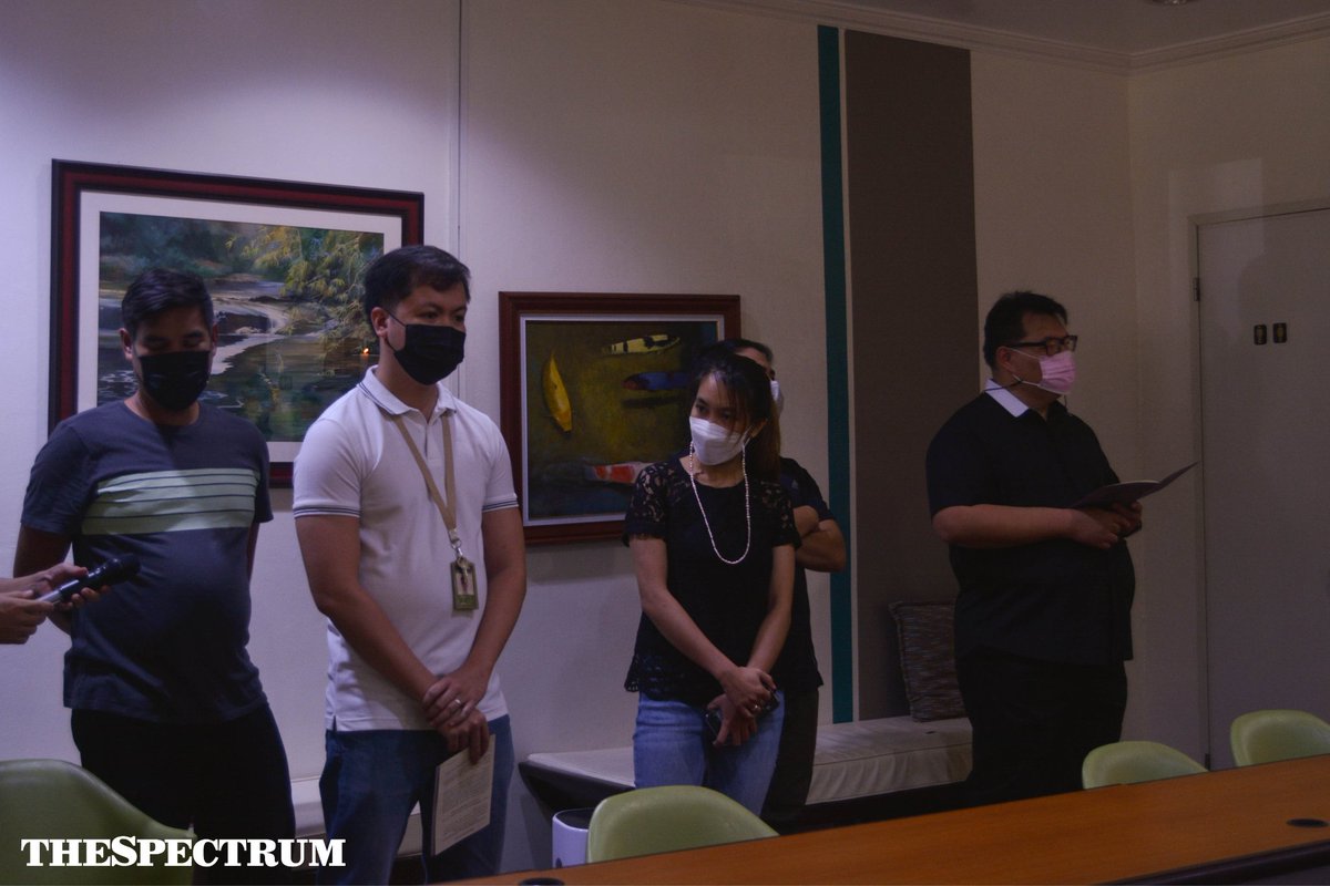TheSpectrumUSLS's tweet photo. Hymns and praises echoed throughout the university halls as a solemn procession carried the image of St. John Baptist De La Salle from the Montelibano Chapel to the Office of the President and the Chancellor.
#70thHandumananWeek
#DreamForward https://t.co/vzDzh7L6Cr