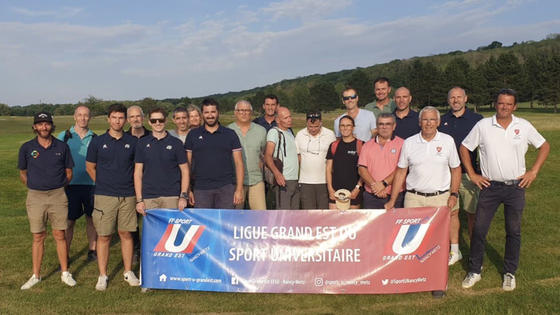 Après midi et soirée conviviales de fin d’année au <a href="/EntrepriseUgolf/">UGOLF Entreprise</a> de <a href="/VilleDePulnoy/">VilleDePulnoy</a> : le <a href="/SportUNancyMetz/">Ligue Grand Est FFSU - Nancy-Metz</a> invitait à cette occasion ses partenaires #SUAPS et #STAPSNancy de <a href="/Univ_Lorraine/">Lorraine</a> à une petite initiation ! Merci à la Ligue Grand Est de <a href="/ffgolf/">Fédération française de golf</a> pour son soutien 🔝