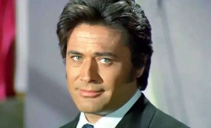 Güle güle Kara Murat, güle güle Malkoçoğlu, güle güle Dünyayı Kurtaran Adam… Yattığınız yer incitmesin… #cüneytarkın