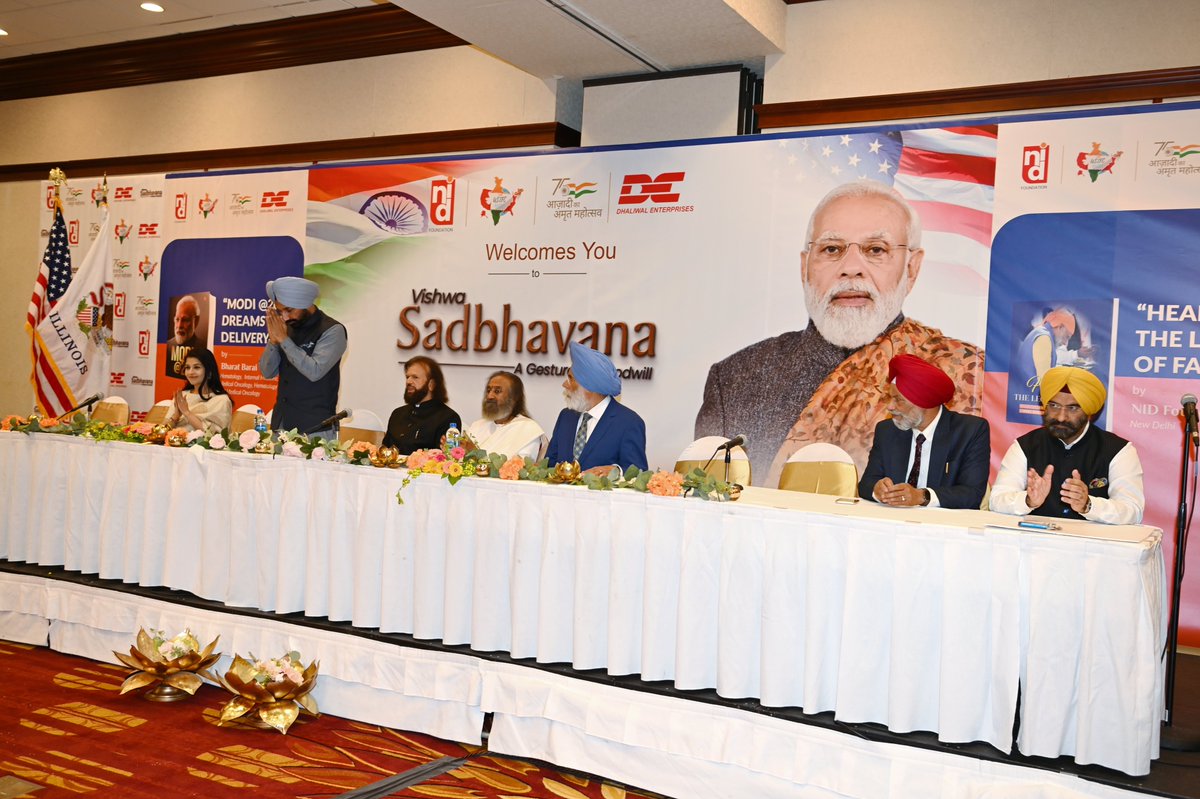 satnamsandhuchd's tweet photo. "VishwaSadbhavana " a program organized in Chicago brought together the Indian Diaspora &amp; prominent US lawmakers, fostering an environment of positivity &amp; goodwill
I thank all the dignitaries for taking time out from their busy schedule &amp; wholehearted participation https://t.co/d4qkAwVdSG