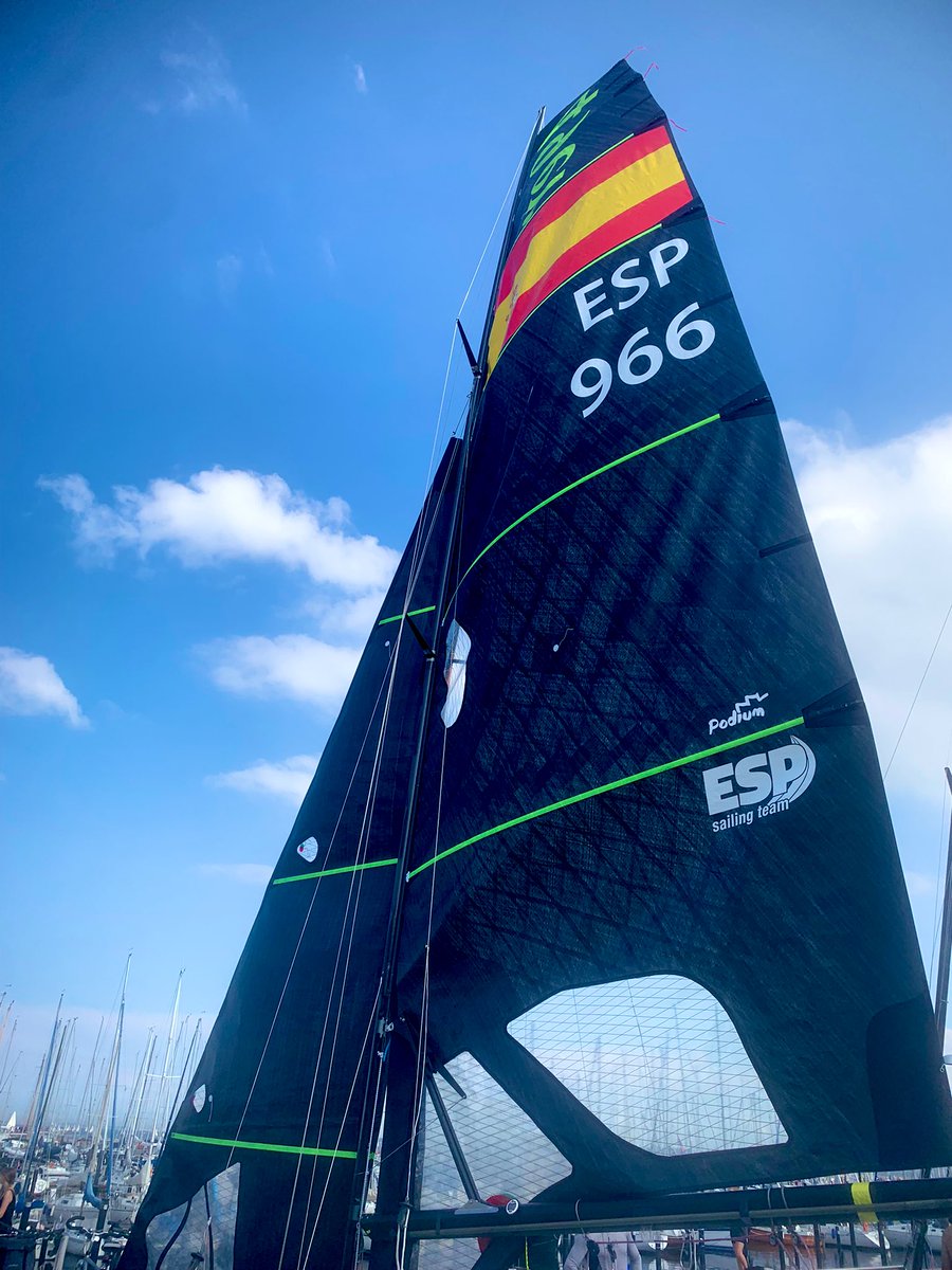 Terminamos la semana olímpica de Kiel 🇩🇪, con buenas sensaciones en una regata que comprendía un nivel muy similar al del mundial! 
Ha sido un gran entrenamiento de cara al europeo en Aarhus 🇩🇰que empieza en 6 días !! 👊🏽🇪🇸