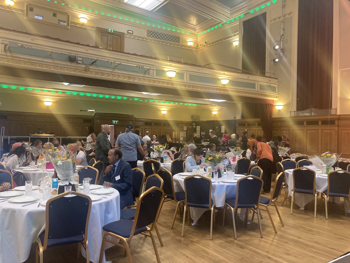 Laura Eden tweet media