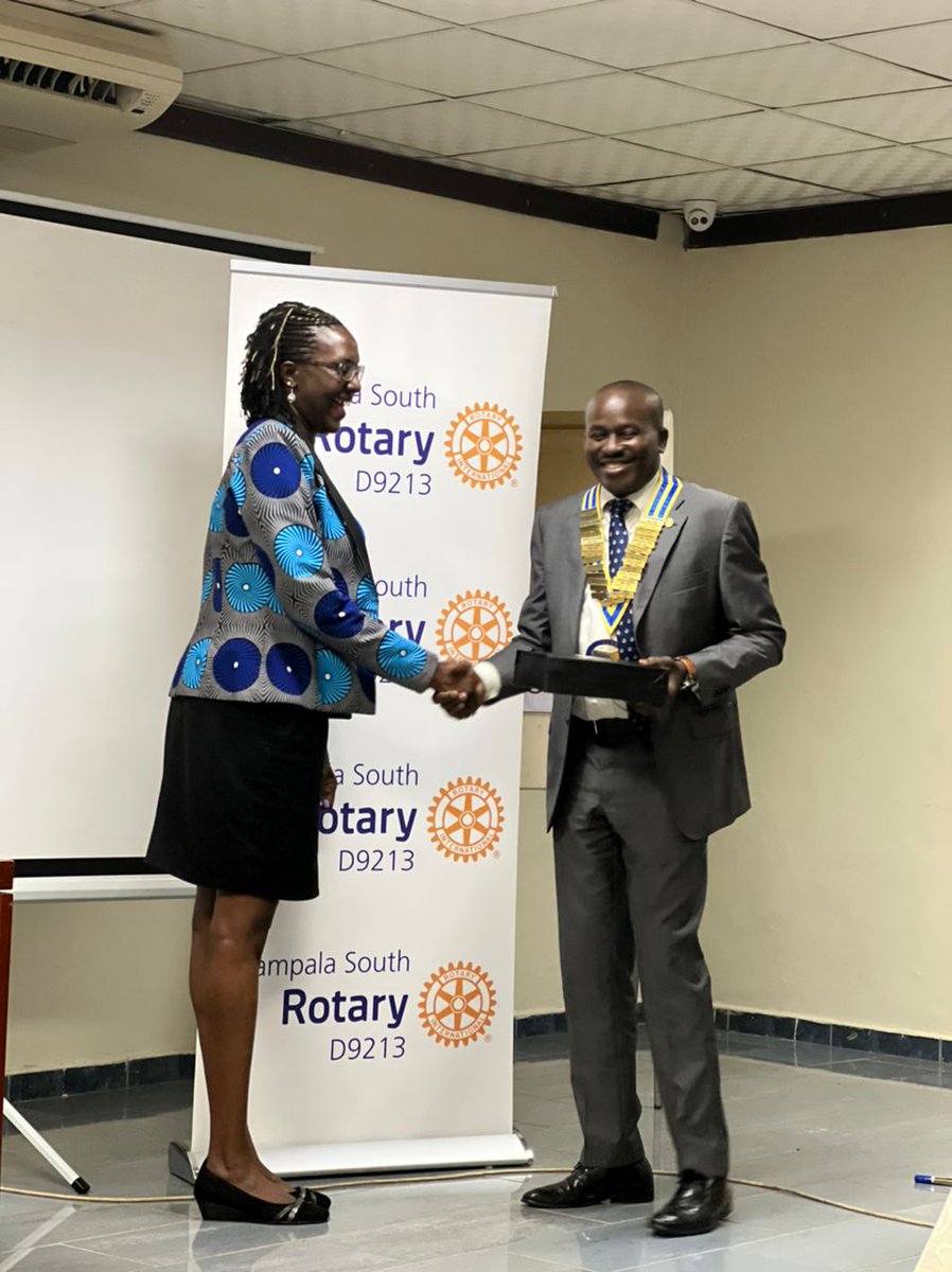 KampalaSouth's tweet image. Some of the pictorials from yesterday's fellowship as we went though the highlights of the year.
Thank you CMP @odagacharles and the board for leading this team through the awesome rotary year we've had.
#8starperformance
#servetochangelives
#rotary