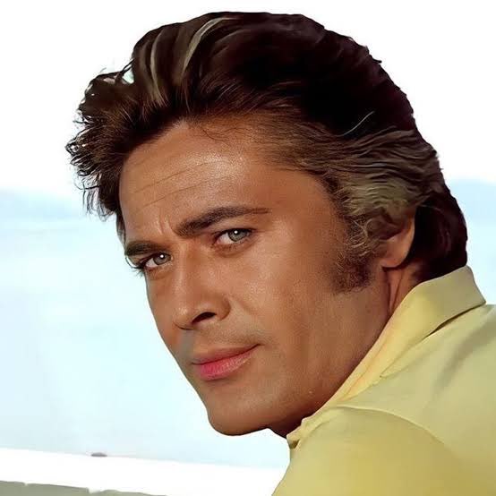 Yeşilçam’ın usta oyuncularından Cüneyt Arkın’ı kaybettik. 
Tüm sinemaseverlere ve ailesine sabırlar diliyoruz.
#cüneytarkın