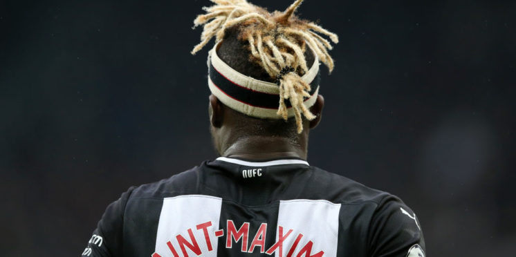 Robinson says Newcastle shouldn’t pay ‘ridiculous money’ for ASM #NUFC | is.gd/Mvs47A