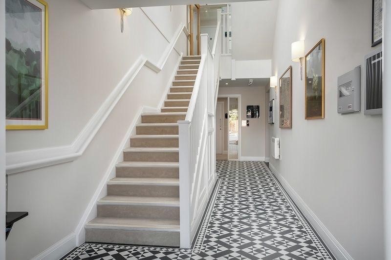 Great to see these photos of our completed site in Cranleigh, Surrey, where we have delivered 14 new homes for independent living for our partners at Lifestory.

A great job by all of the team! 

#newhomes #teamwork #development