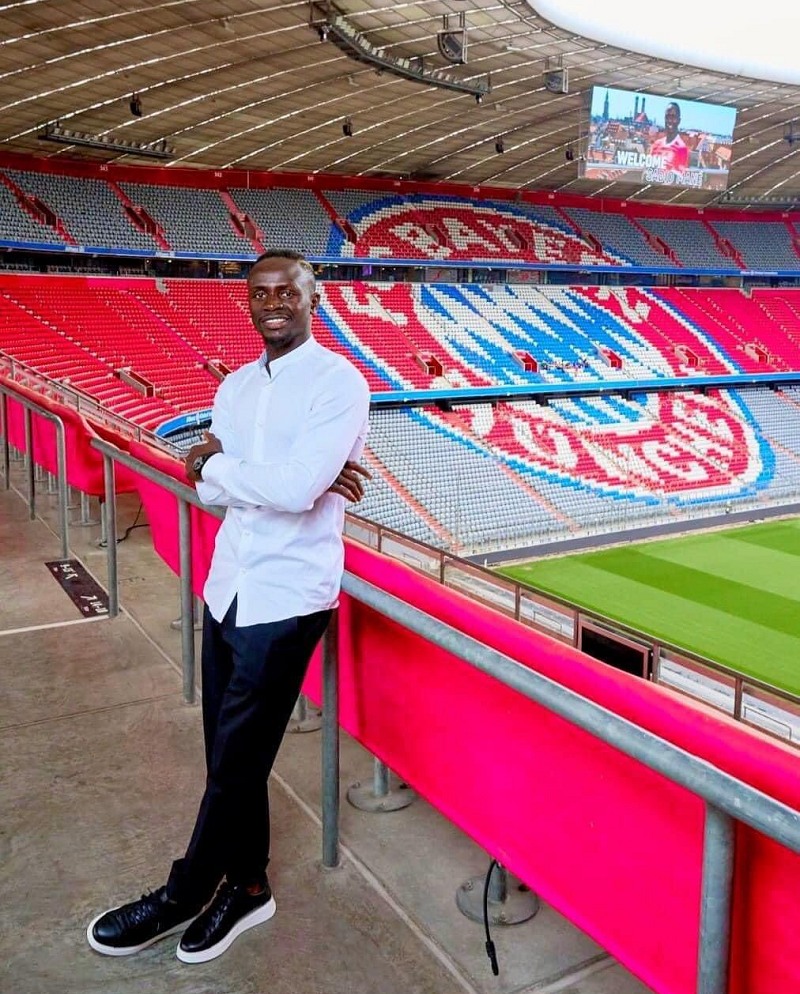 PronosticsJB's tweet image. 💥Serait-ce le sourire du futur champion d'Allemagne ?🤩
#BayernMunich #sadiomane #football