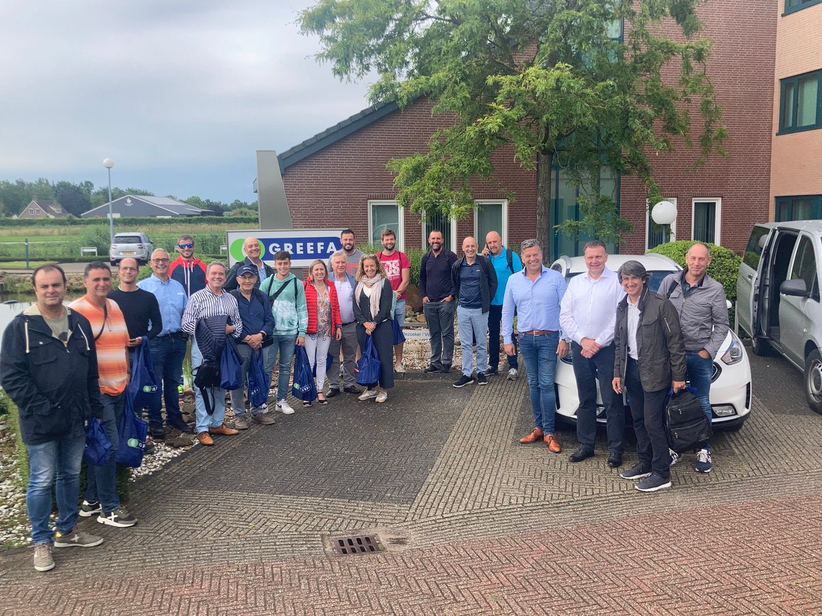 Afrucat's tweet photo. Missió de prospecció a Holanda de la delegació catalana d'@afrucat en el marc del congrés #Interpera.
👉🏻Visita ahir a la factoria de Greefa.
#interpera #interpera2022 #previsionsdecollita #previsionesdecosecha #collita2022 #cosecha2022 #cosechapera #collitapera #afrucat https://t.co/d3pwiCzkQN
