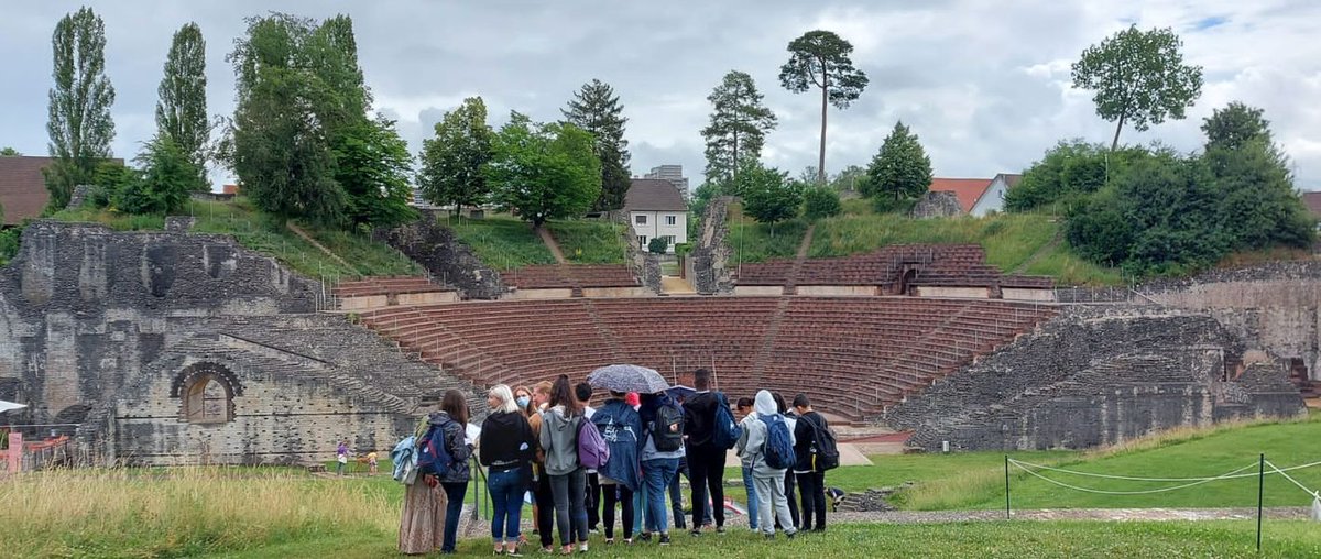 Le 7 juin 2022, les élèves LCA (Langues et Cultures de l'Antiquité) du collège Hans Arp et du lycée Pasteur de Strasbourg ont visité le site archéologique d'Augusta Raurica, en Suisse. Après avoir visité le temple, le forum et la domus romana, les

…-arp-strasbourg.site.ac-strasbourg.fr/web/?p=3548