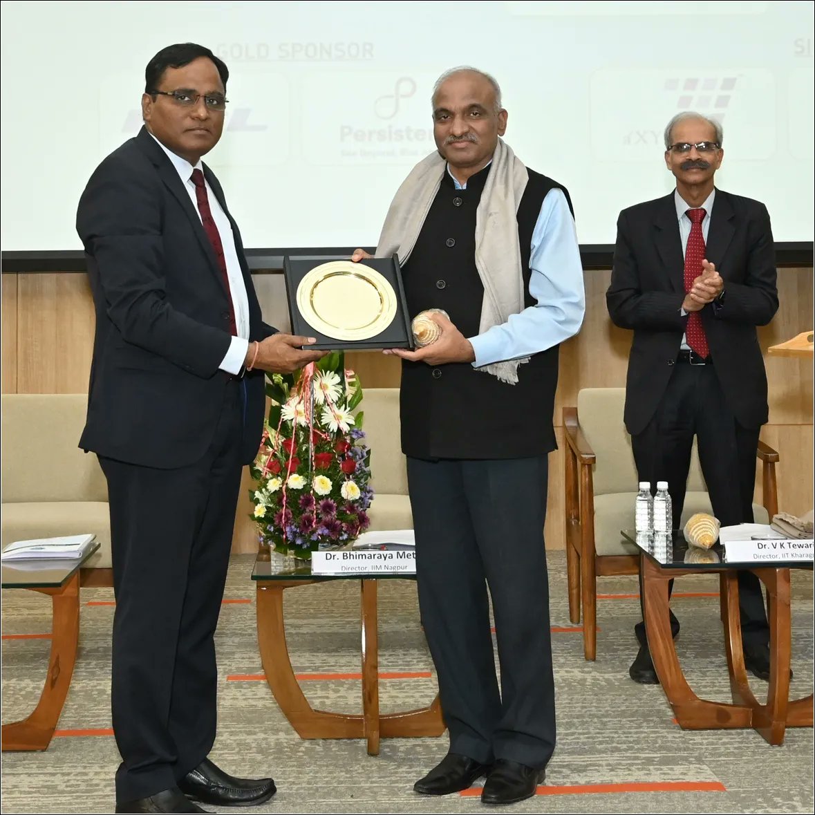 IIMNagpurIndia's tweet photo. Industry academia collaboration can turn India into skill capital of the world : @dpradhanbjp #MinisterOfEducation at the inauguration of the workshop organized by #IITKharagpur #alumnifoundation at #IIMNagpur #campus onJune26
@Director_IIMN @IITKgp @DirectorVnit https://t.co/MbtHMKmnBk