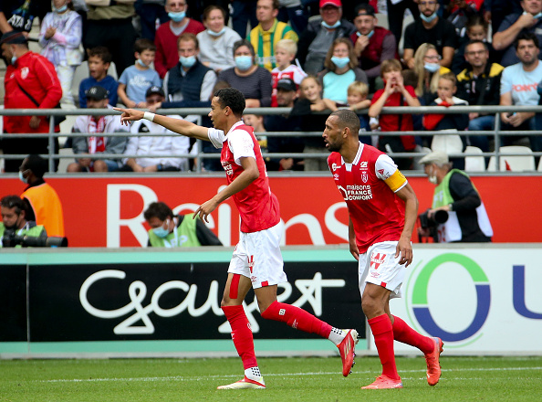 Read Premier League tweet media