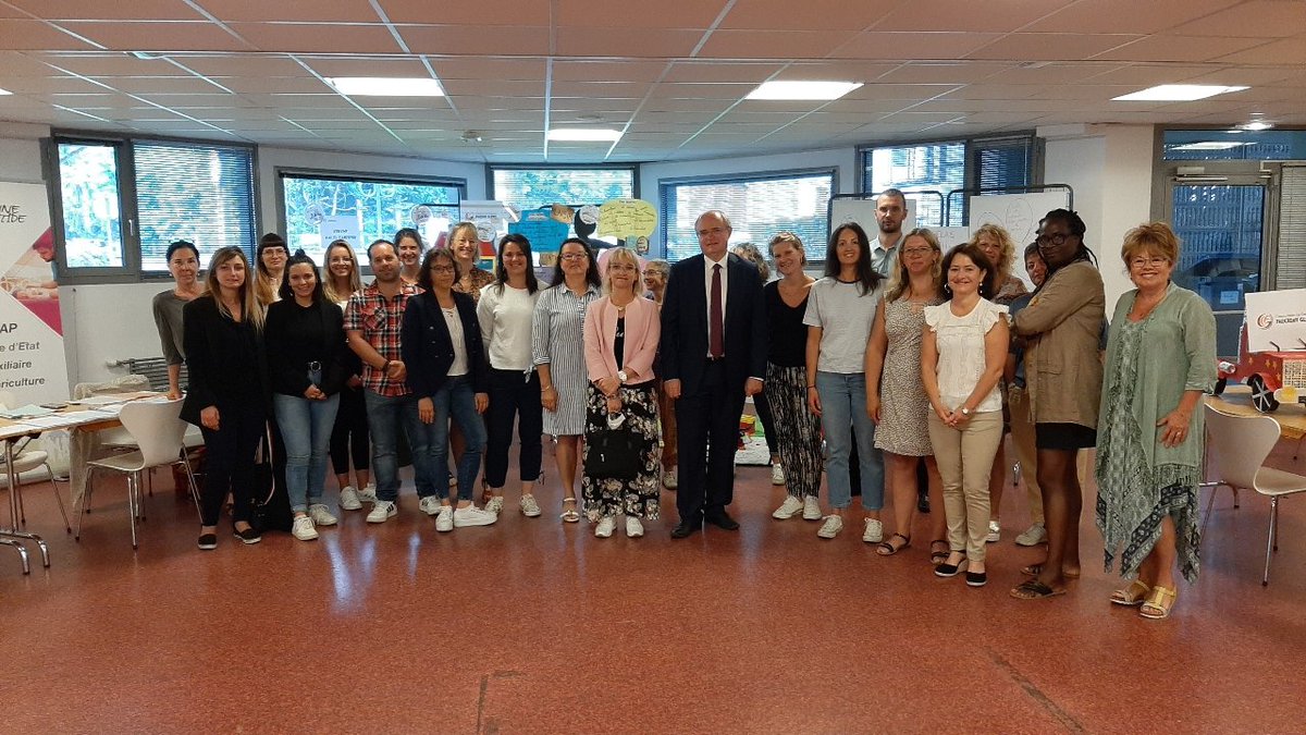 C'est parti pour la journée de  présentation des métiers formations et #Recrutement #ccfg #enfance #animation
à l'Agora #Bonneville 
très belle organisation avec nos partenaires
✅ on vous attend nombreux !