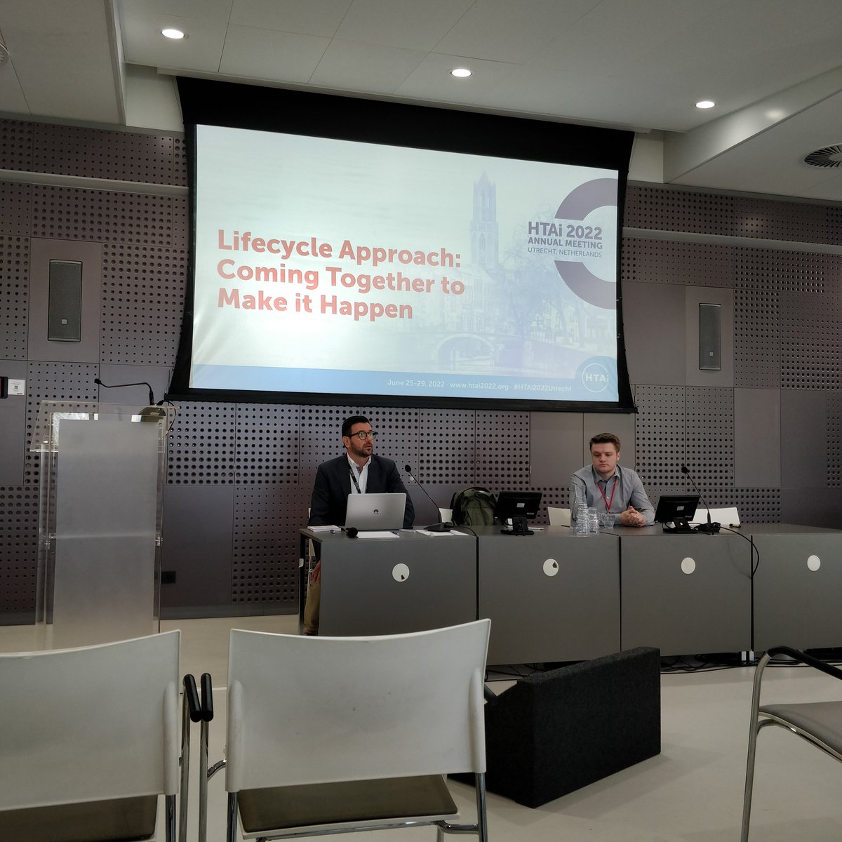 Excellent presentations from Ross Fairbairn, Lucy Barrass and Sarah Khan from <a href="/NIHRIO/">NIHR Innovation Observatory</a>  on horizon scanning techniques at <a href="/HTAiOrg/">HTAi</a>
