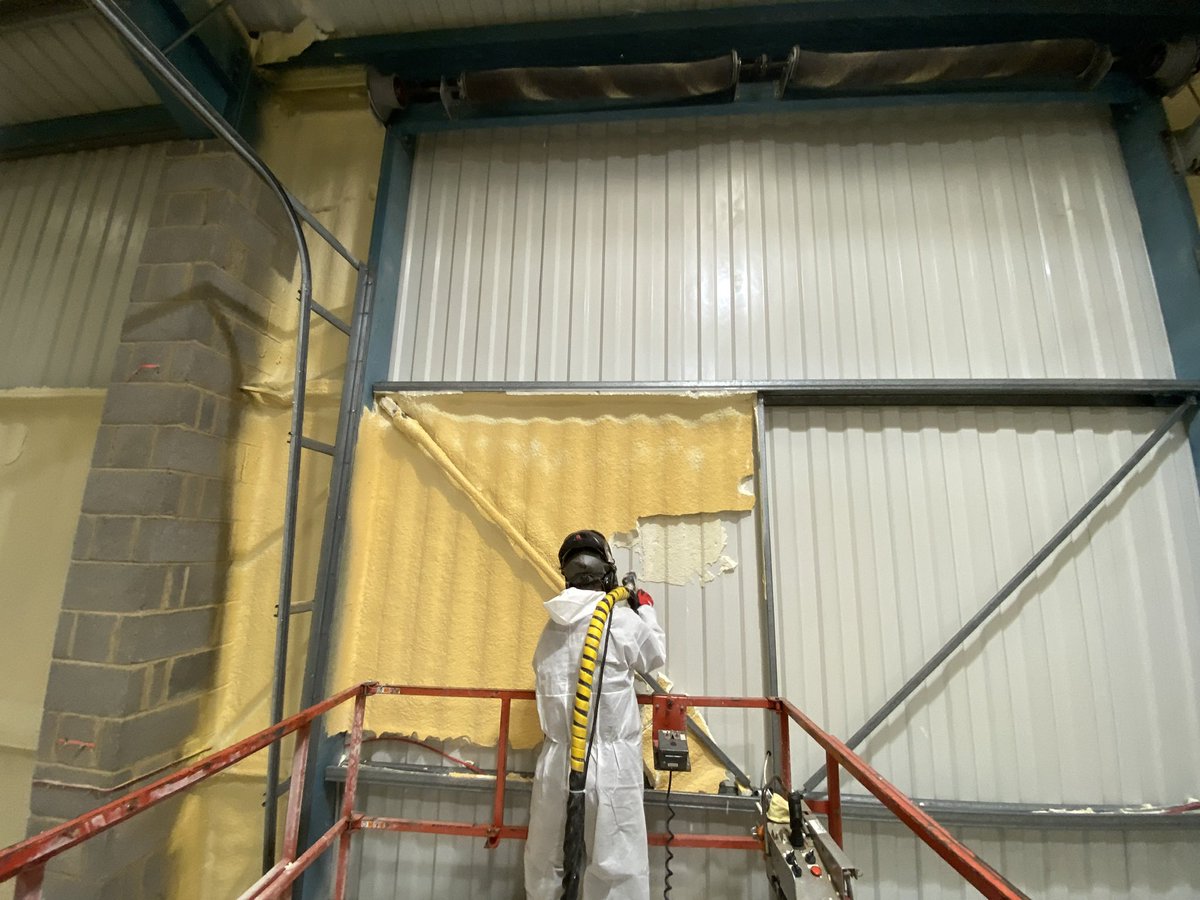 OptimumDryIce's tweet photo. Spray foam removal on an industrial scale!
7 tons removed in 2 months. Bang on target, bang on budget. 
Good work all!!
#dryiceblasting #dryicecleaning #sprayfoamremoval https://t.co/MRUooDCcAq