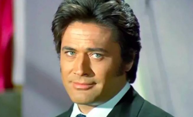 "Onun gibisi zor gelir" sözünün karşılığıydı Cüneyt Arkın. 

Türk Milleti, çok kıymetli bir değerini kaybetti. Başımız sağ olsun.

#CüneytArkın