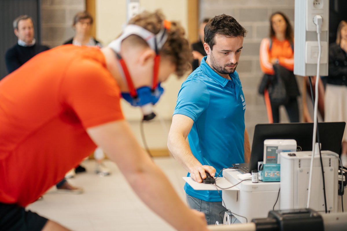 Victoris_Ghent's tweet photo. What's happening in the Sport Science Laboratory – Jacques Rogge?
Read about the research & research groups in the lab:
https://t.co/bNvOzTPATg
📸 https://t.co/yiNoJZbRJz
#sportstech #innovation #laboratory #victoris #victorisproject #sportscience #jacquesrogge https://t.co/XNC8UmOWQf