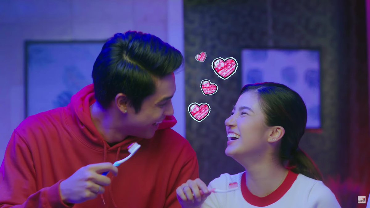 bondelfiles's tweet photo. #closeupxDonBelle 
#CloserWithDonBelle 

them in the future: https://t.co/nUuv7rKqcZ