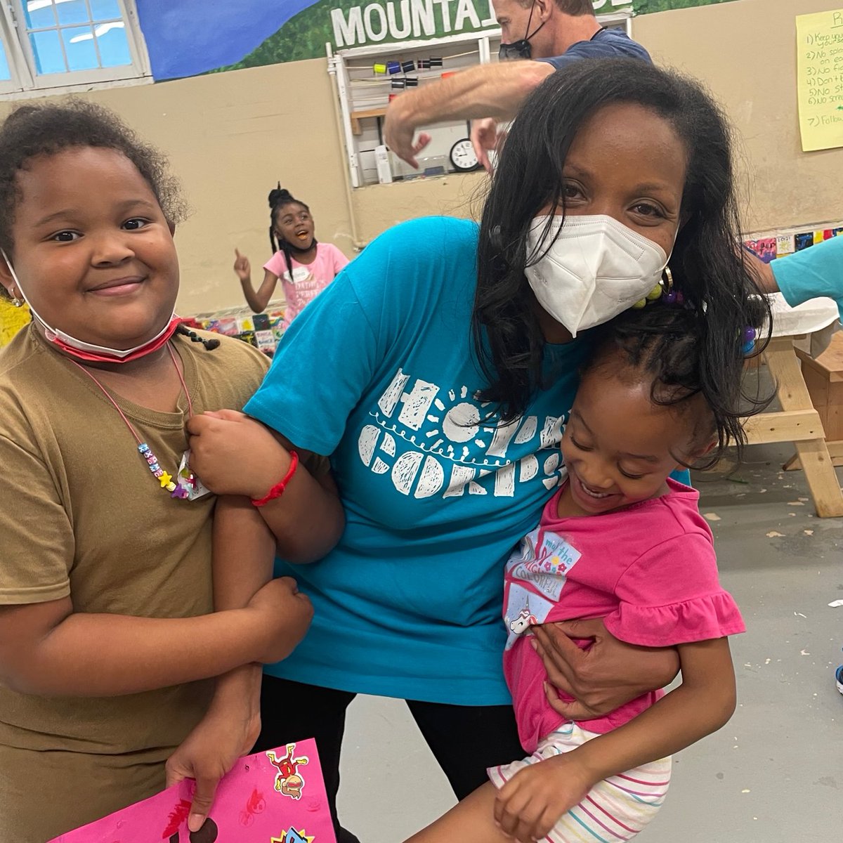 SupportGenHope's tweet image. Calling childcare #Volunteers! We’re welcoming our largest class of #TeenParent Scholars on Saturday, July 9th, and we need your help to make the event a success. Come hang out with our Scholars’ adorable kiddos while their parents learn about our wraparound college support.