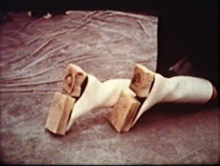 Landi_company's tweet image. Wonderful day out in London on our pilgrimage to see the #Ardabilcarpet at the @vamuseum. Back in the 70s Sheila and her team conserved this #carpet, a huge undertaking given its age and size, using pioneering washing techniques of the day #textileconservation #conservation