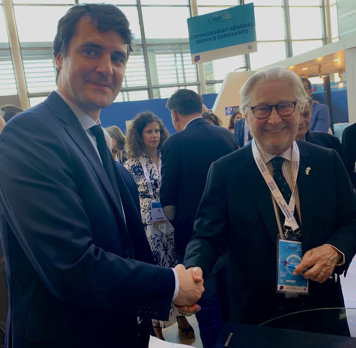 Les Présidents du <a href="/sigeif75/">Sigeif</a> et du <a href="/Le_SIAAP/">SIAAP</a> <a href="/jjguillet/">Jean-Jacques GUILLET</a> et <a href="/fmdidier/">François-Marie Didier</a> signent une #convention de partenariat pour partager des projets de production de #gaz renouvelable et plus largement d’#énergies renouvelables et de récupération.