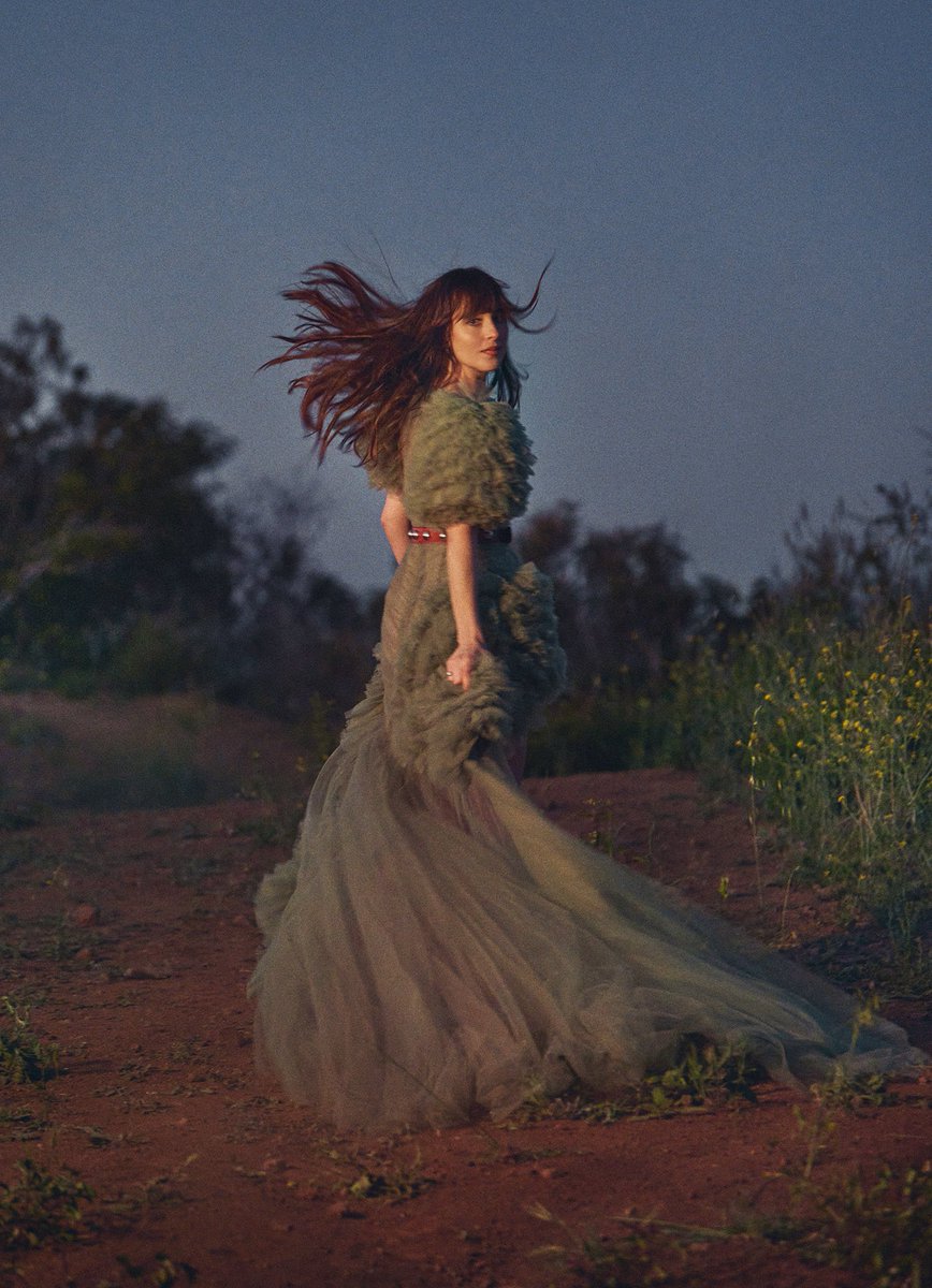 art8amby's tweet photo. #editorial with #DakotaJohnson by #RyanMcGinley in #VanityFair #July2022/#August2022, styling by #YashuaSimmons. Hair and makeup by #MarkTownsend and #LisaStorey #art8amby #art8ambygram #art8ambyeditorial https://t.co/OYWfH8O5hr