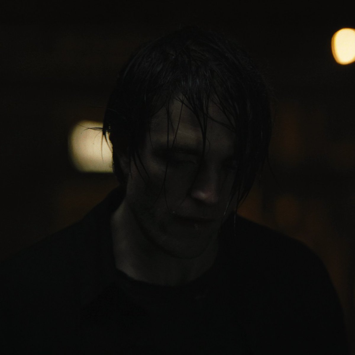 mik 🐏🦇 on Twitter: "RT @thebatfilm: "one ticket to barbie, please.""