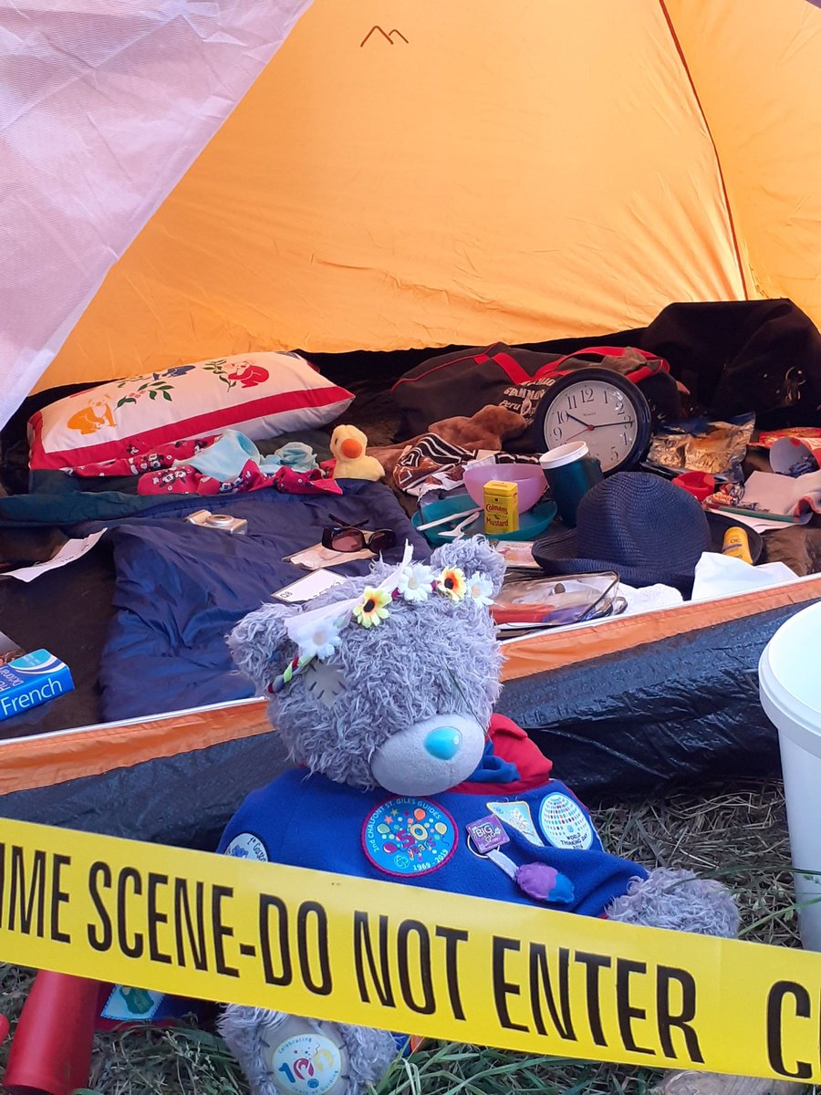 NMD35's tweet photo. Just a snippet of what I got up to on camp with @csg2nd !
Cludo, cooking on fires, woodland art and loads more!
#thisbearcan #girlguides #exploring #fun https://t.co/yrk1kOfGmB
