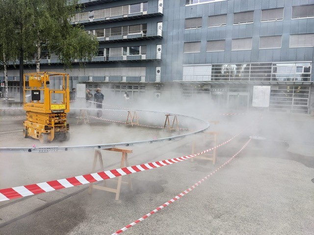 technopark_zh's tweet image. 🌨 Getting ready for the next hot summer day! @stadtzuerich is installing a pilot artificial cloud on #turbinenplatz just in front of @technopark_zh. 
The aim ➡️ colling down the heat through artificially created fog. Let's test it!

#climatechallenge #artificialcloud #cooldown