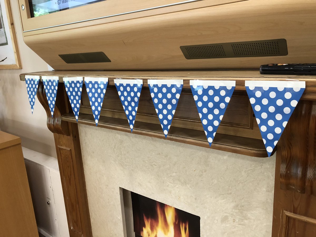 AC_SandraD's tweet photo. We’re all ready for a ‘dotty’ coffee morning to bring awareness to Lewy Body Dementia Week #dottydays @juliefulea https://t.co/A9rSjaujny
