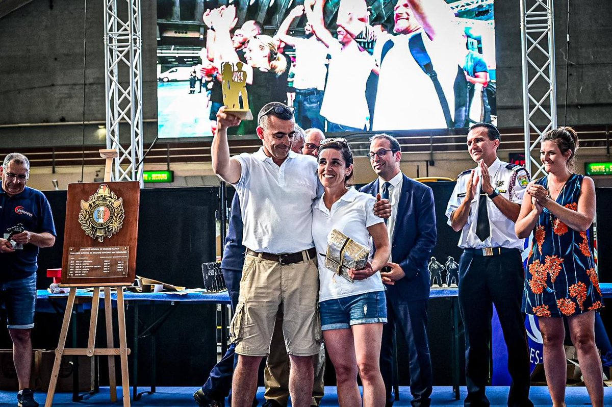 SDIS44's tweet image. 𝘾𝙝𝙖𝙢𝙥𝙞𝙤𝙣𝙨 𝙙𝙚 𝙁𝙧𝙖𝙣𝙘𝙚 𝙎𝙍-𝙎𝙐𝘼𝙋 !⭐️⭐️⭐️⭐️⭐️
3 équipes du @SDIS44 engagées au Challenge national secours routier et secours d'urgence aux personnes 2022 à #Nice = 3 trophées ! 🥇🥇🥉
-
📸 @sdis_06  &amp;amp; @PompiersFR