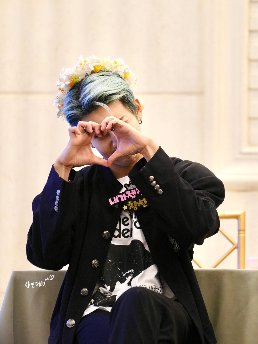 220624 인터아시아 2TAN 대면사인회 
나 하트 백만개 날려주고 싶다🧡🧡🧡🧡

<a href="/tan__official_/">TAN_official</a> 
#2TAN #이창선 #창선 #leechangsun 
#changsun #TAN #탄 #ToAllNations