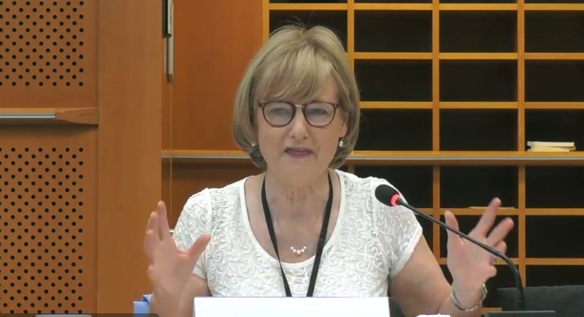 MEP @DeirdreCluneMEP calls for an EU wide approach on the marketing of unhealthy food to children. 'If there is a will, we can do it'
#stopmarketingtokids
#unhealhtyfoodmarketing