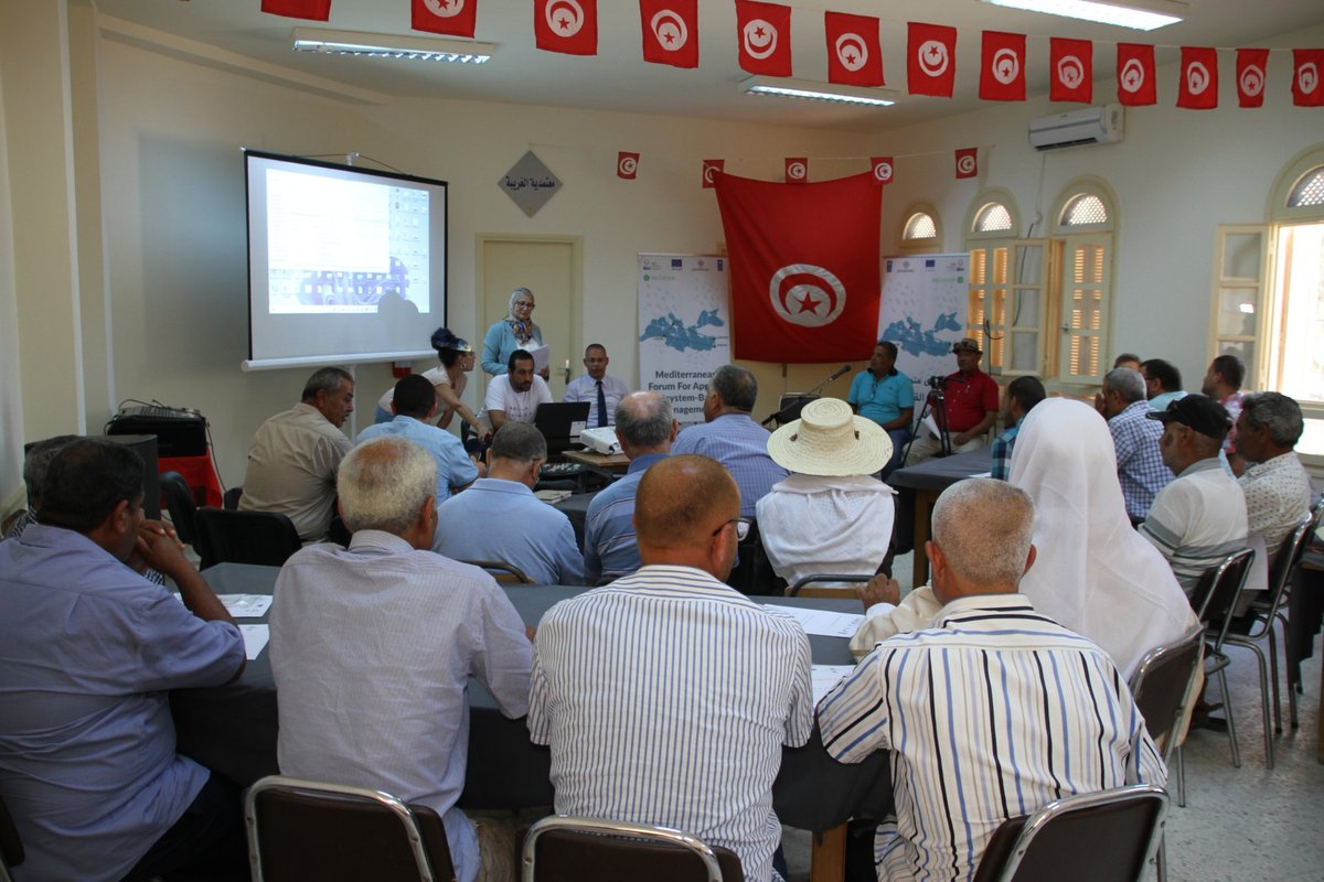 med4ebm's tweet image. In #Tunisia @INSTM_TN gathers #locals for #sustainable management of resources in 🏝 Kneiss Islands natural reserve area 📌

Aiming to raise awareness to coordinate &amp;amp; collaborate among the locals for the socio-economic &amp;amp; the #ecosystem well-being

@ENICBCMed 

#GOMED
