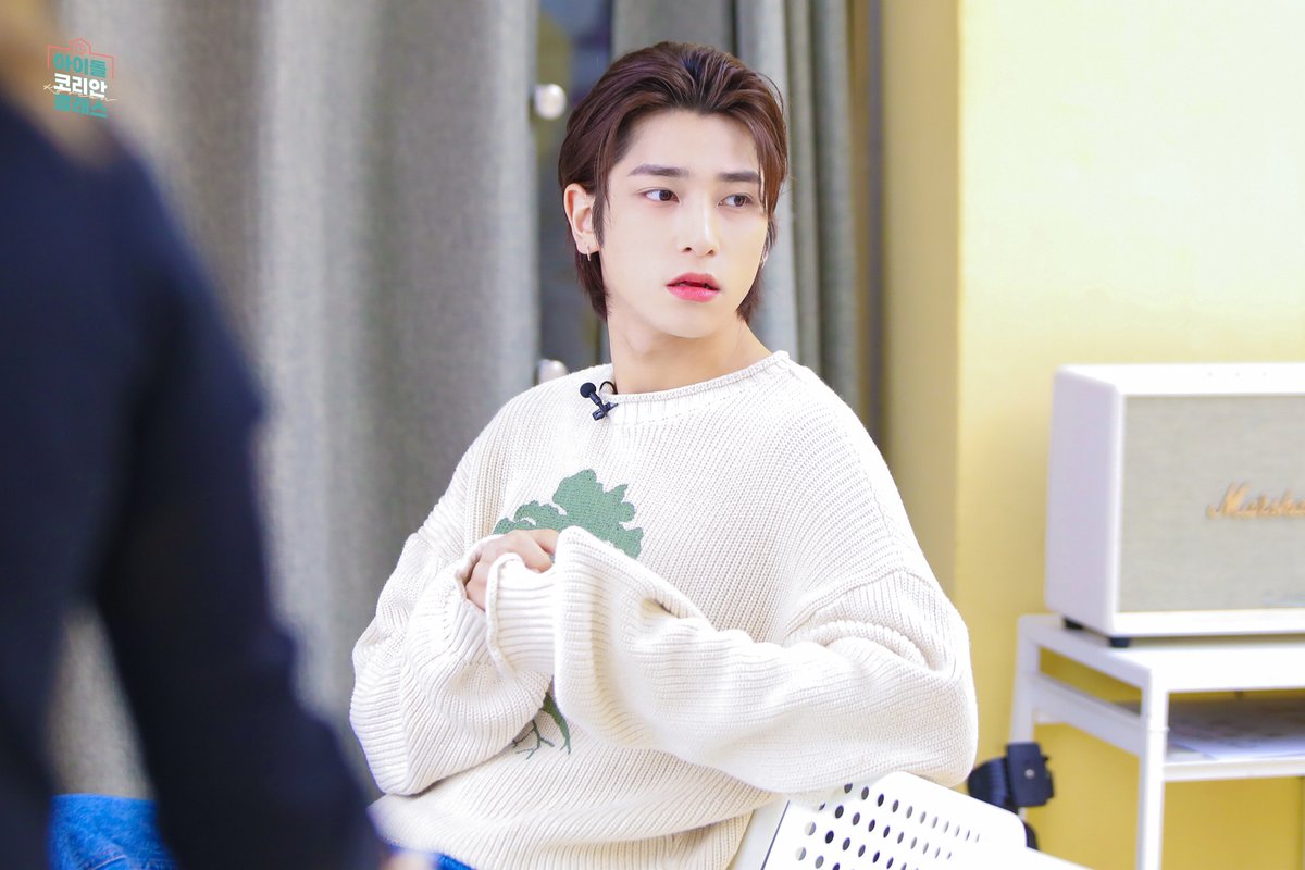 아이돌빌리지 tweet media
