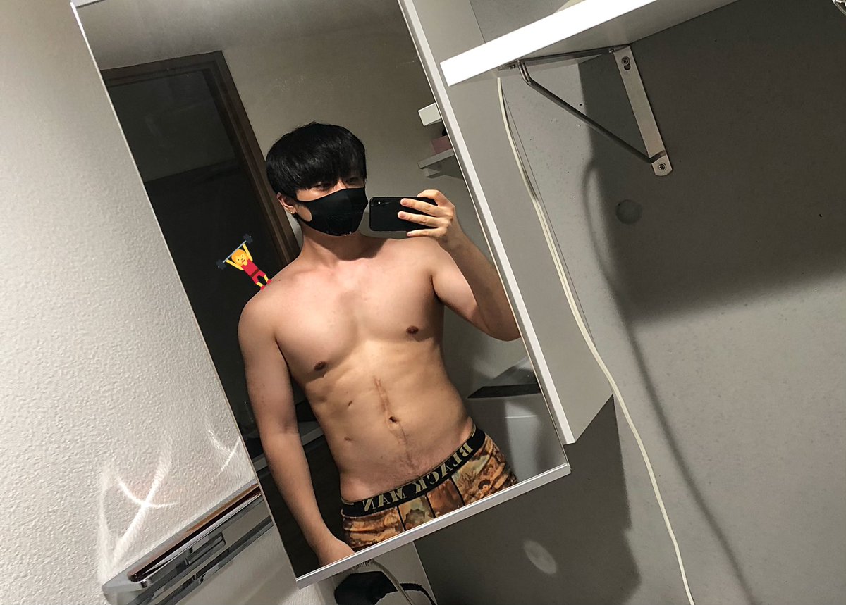 aito_014's tweet photo. 筋トレ途中経過🤳 https://t.co/2gUz5kyabv