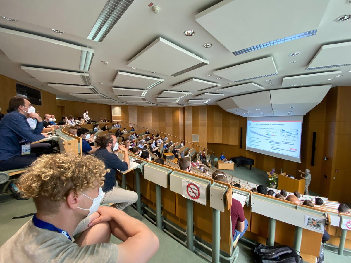 BVM_conf's tweet photo. Kicking off day 2️⃣ of #BVM2022 with Prof. Ullrich Köthe @LabHeidelberg on solving inverse problems with ML! https://t.co/FRhGgSmgqa