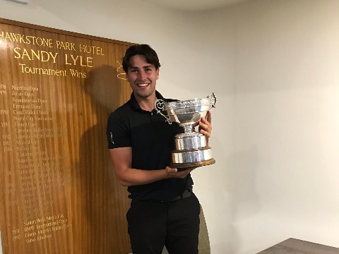 UllesthorpeGolf's tweet photo. Best of luck to Freddie Macarthur @TheOpen #FinalQualifying today, playing @Hollinwell ⛳️🍀🏌️‍♂️ https://t.co/7K1GDt47PR