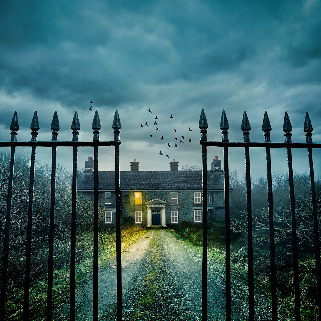 TrevillionImage's tweet photo. "It makes a difference doesn't it, whether we fully fence ourselves in, or whether we are fenced out by the barriers of others."
E M Forster
#bookcoverdesign #bookcover #bookstagram #stockphotography #publishing #fence #fences #onthefence #stocklibrary #stockimages https://t.co/MDr4kUe5oS