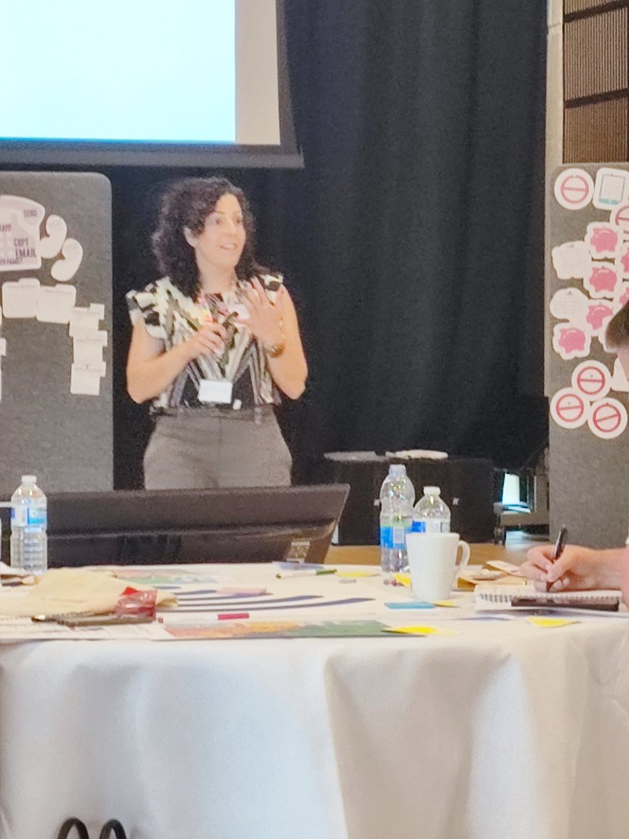 philparkes2015's tweet photo. Spending the day at the Uni discussing the community consultation findings of #DiscoverDigital looking at how we can get more people connected @DigiPovAlliance @ApleCollective @ExpertCitizens https://t.co/FWwSchwAgx