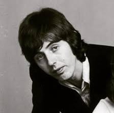 Discograffiti's tweet photo. David Knights, #bassist for #procolharum and born #onthisday in #1945, knew when to leave the band—1969, right before the rot started setting in. What a band, man.
#garybrooker #robintrower #awhitershadeofpale #vinylcollection #matthewfisher #bjwilson #psychedelic #keithreid https://t.co/HCaev72fnm
