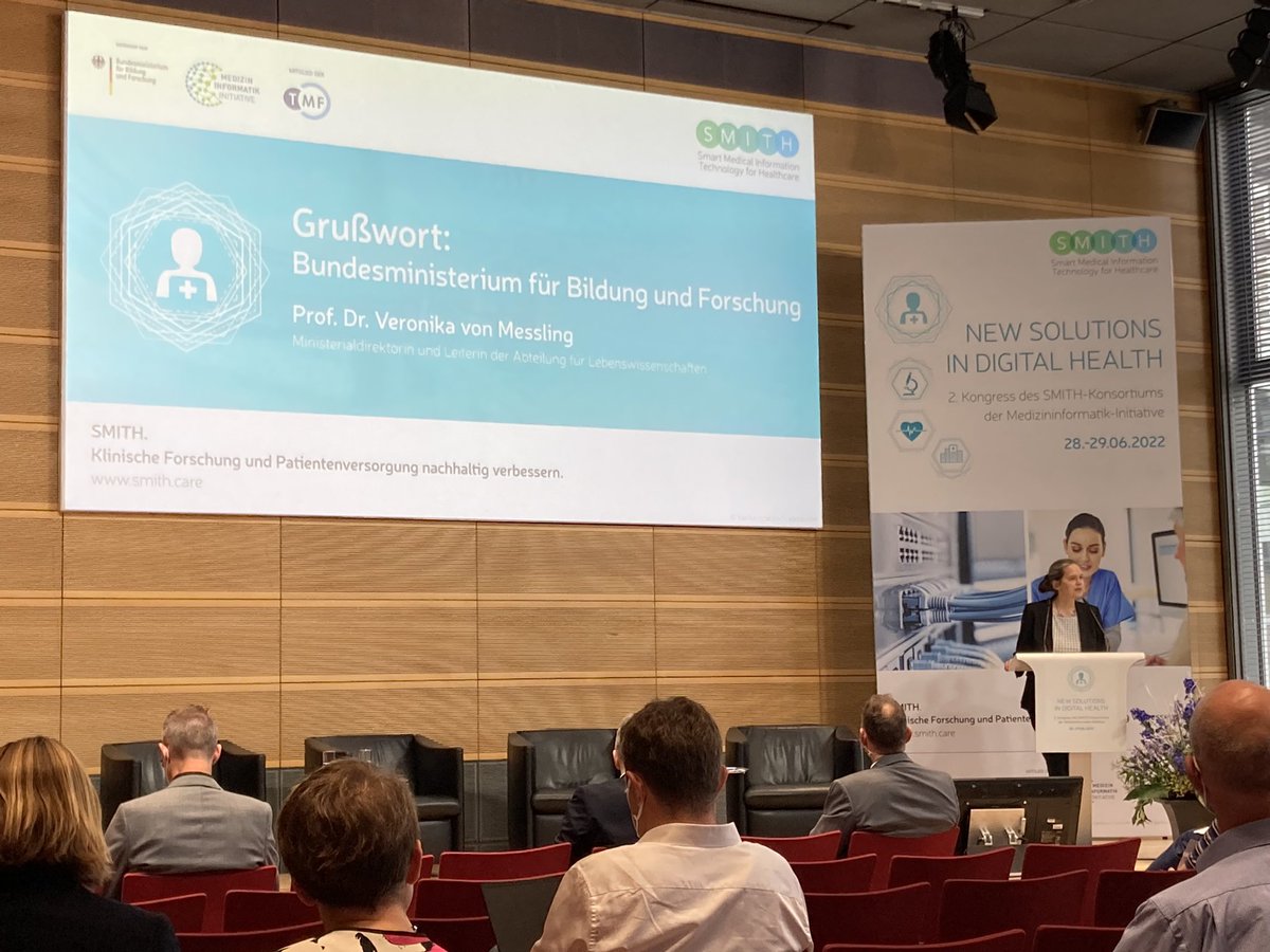 Med_Informatik's tweet photo. Prof. Veronika v. Messling (@BMBF_Bund): „Was die #MII erfolgreich aufgebaut hat, muss nun konsolidiert und weiterentwickelt werden“

#SMITH22 @MII_Germany @SMITHKonsortium https://t.co/o1L1iSaRcc