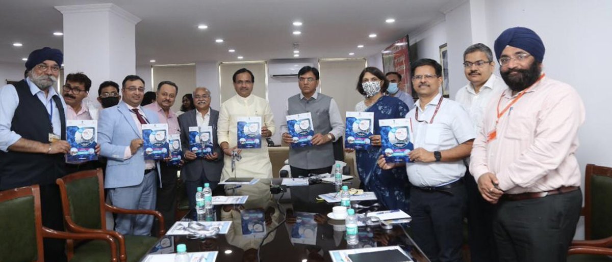 ficci_india's tweet photo. Dr @mansukhmandviya, Minister of Health &amp; Family Welfare and Chemicals &amp; Fertilizers, GoI launched the 12th edition of #IndiaChem2022 at Shastri Bhawan, New Delhi in the presence of MoS, Chemicals &amp; Fertilizer, Secretary, @dcpc2017 &amp; representatives from Industry &amp; associations. https://t.co/XWVdlNwXOj