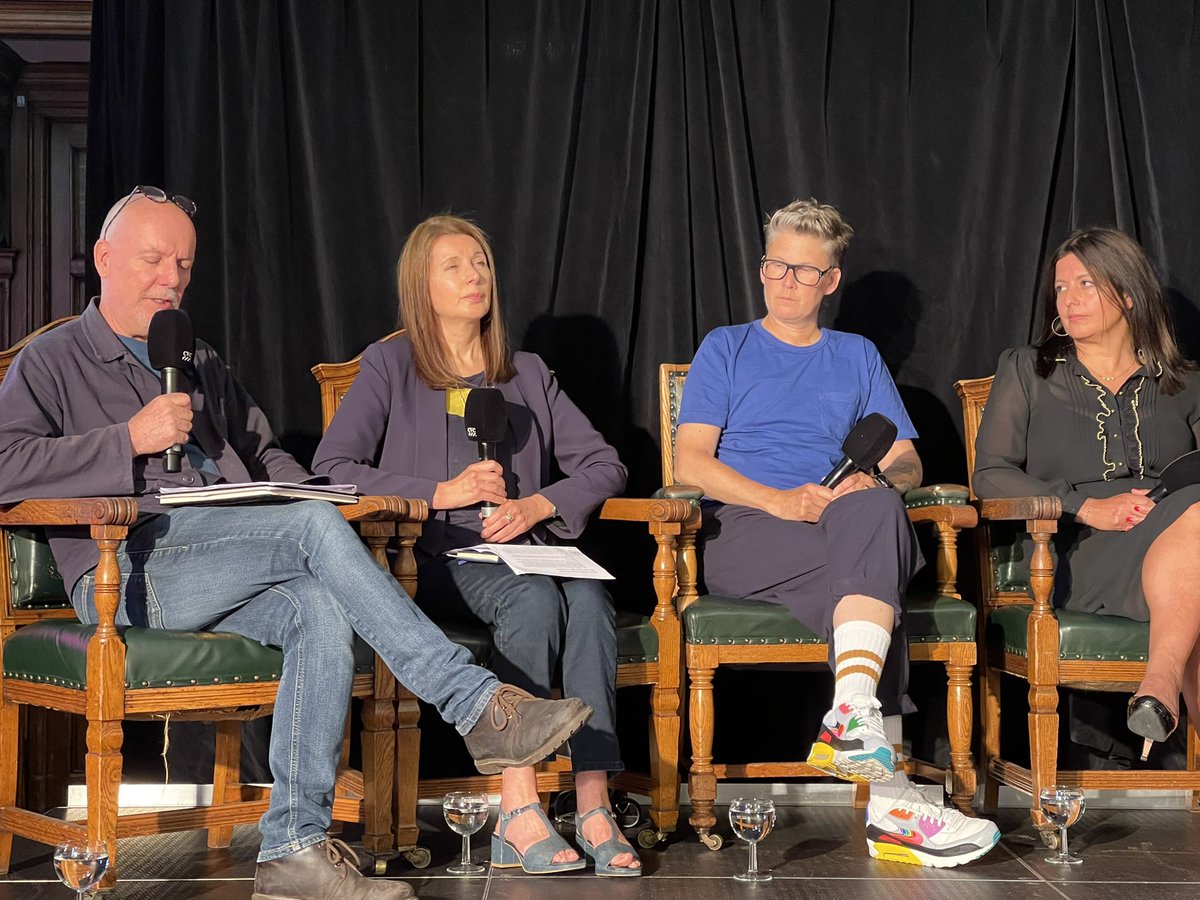 joelivoryharte's tweet image. Kicking off Paramount+ Factual UK session, Guy Davies outlines why the streamer is different to others - “Our remit is to have a UK feel” @sheffdocfest #SheffDocFest2022