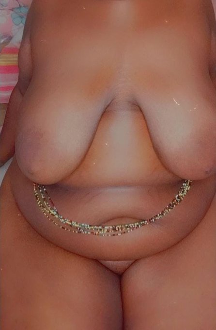 Watch That fat girl shish's leaked NSFW photo on TwXstars