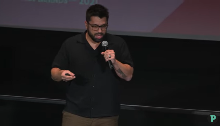 Arena_es's tweet photo. Abel Delgado: entender que tu marca tiene que formar parte de la cultura, para nosotros es un elemento clave para ser relevantes y conectar con la audiencia. #ForoBrandedContent https://t.co/dua8iPswXL