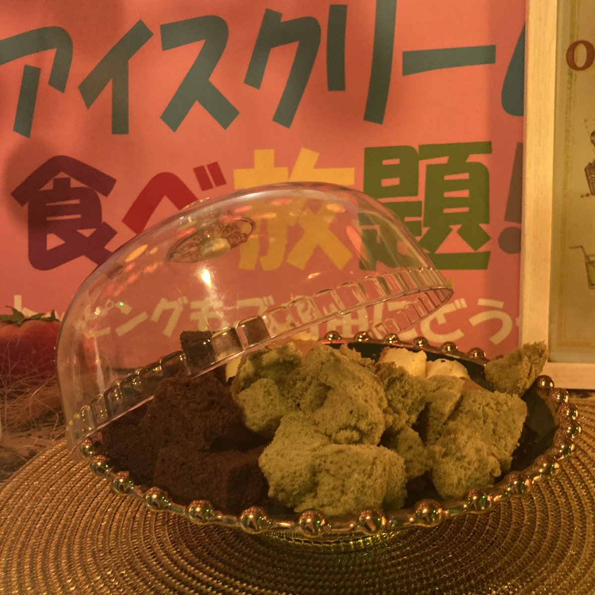 DEEP___FOREST's tweet photo. 【24時間営業開始🔥🔥】

ついに！！
この度、7/16日(土)から毎日24時間営業始めます😉

ドリンクバーをつけると、アイスとケーキとポップコーンが食べ放題となりますので、ぜひお越しください😉❤️

#カラオケ #淵野辺 https://t.co/K6b8nTKedc